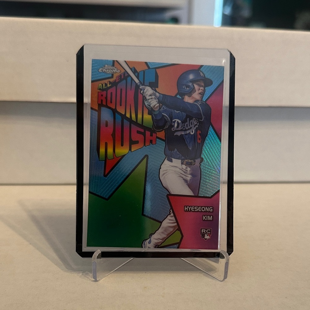 2025 Topps Chrome-Hyeseong Kim
 (all-etch rookie rush)
